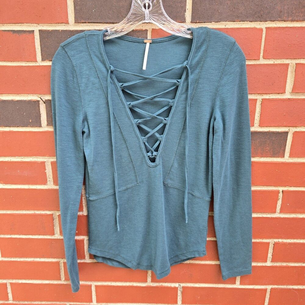 Free People Green Long Sleeve Lace Up Front Top Size Small Cotton Blend Soft EUC